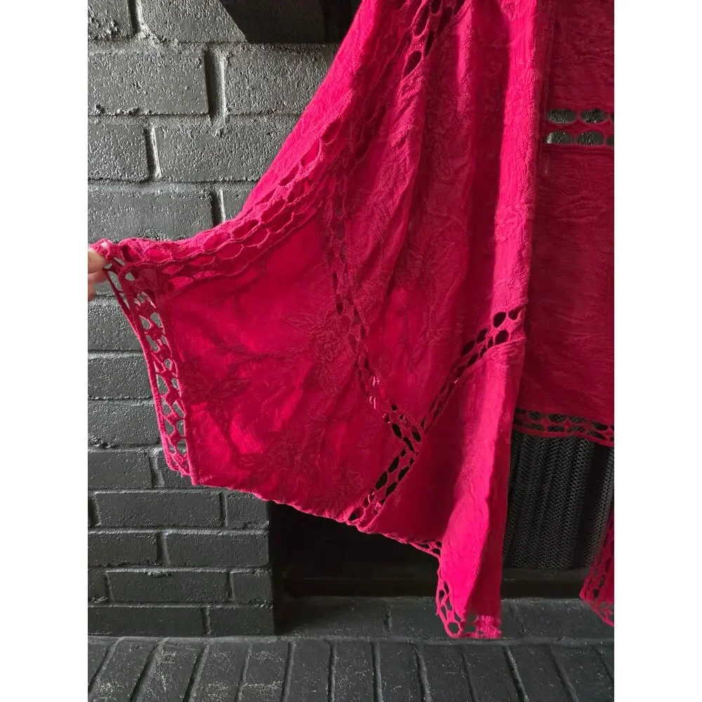 TORRID Crochet Lace Inset Floral Boho Kimono in Red size 3/4 - Picture 3 of 7